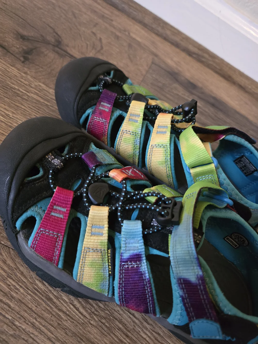 KEEN Kids' Newport H2 Multicolor Closed-Toe Sandals - Rainbow